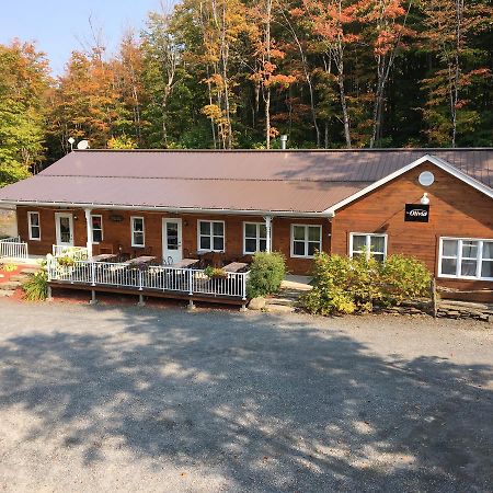 Вілла Domaine Des Montagnais Notre-Dame-Des-Bois Екстер'єр фото
