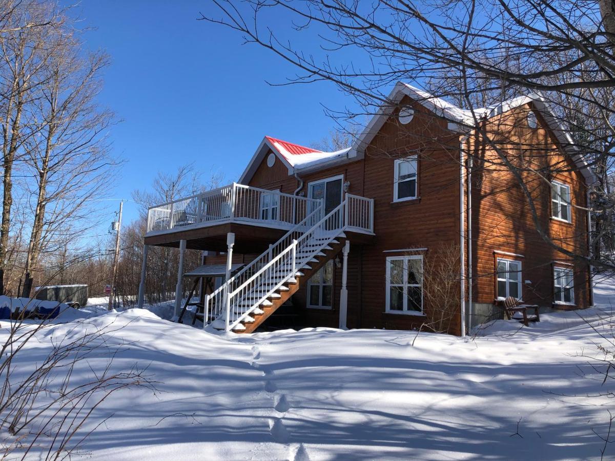 Вілла Domaine Des Montagnais Notre-Dame-Des-Bois Екстер'єр фото