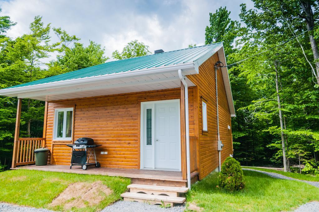 Вілла Domaine Des Montagnais Notre-Dame-Des-Bois Екстер'єр фото