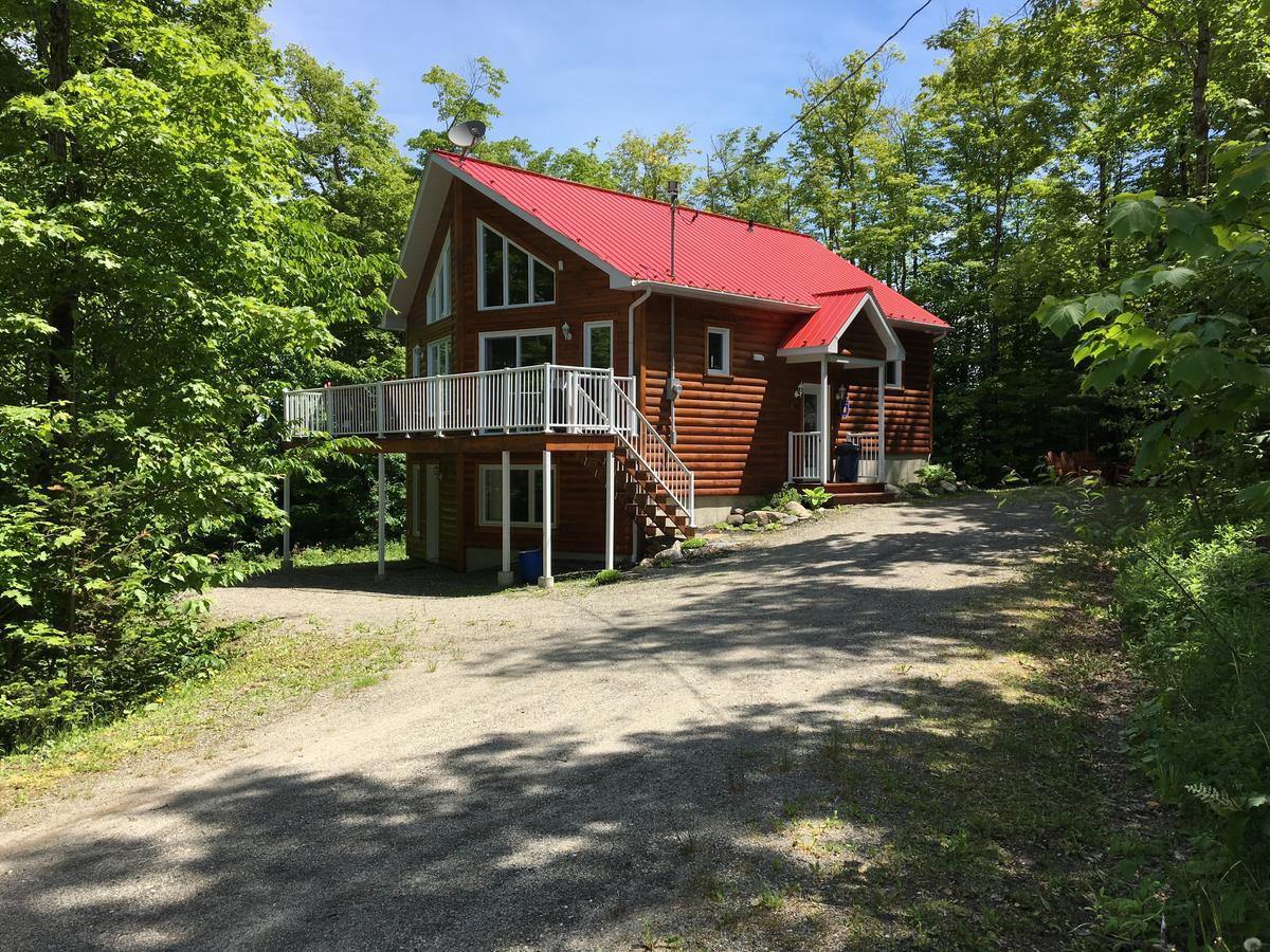 Вілла Domaine Des Montagnais Notre-Dame-Des-Bois Екстер'єр фото